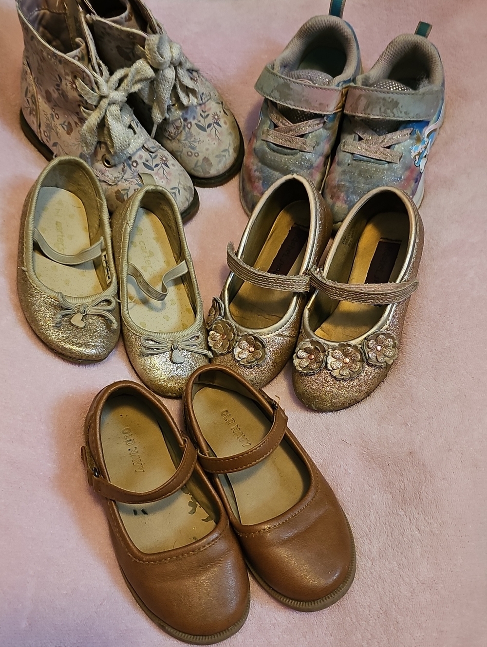 BOGO 🎀 Kids Shoe Bundle- 7/8